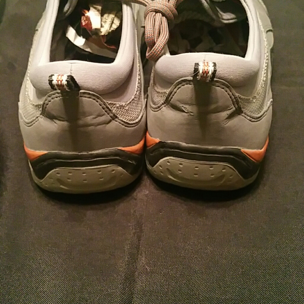 Athleisure shoe - Picture 4 of 7
